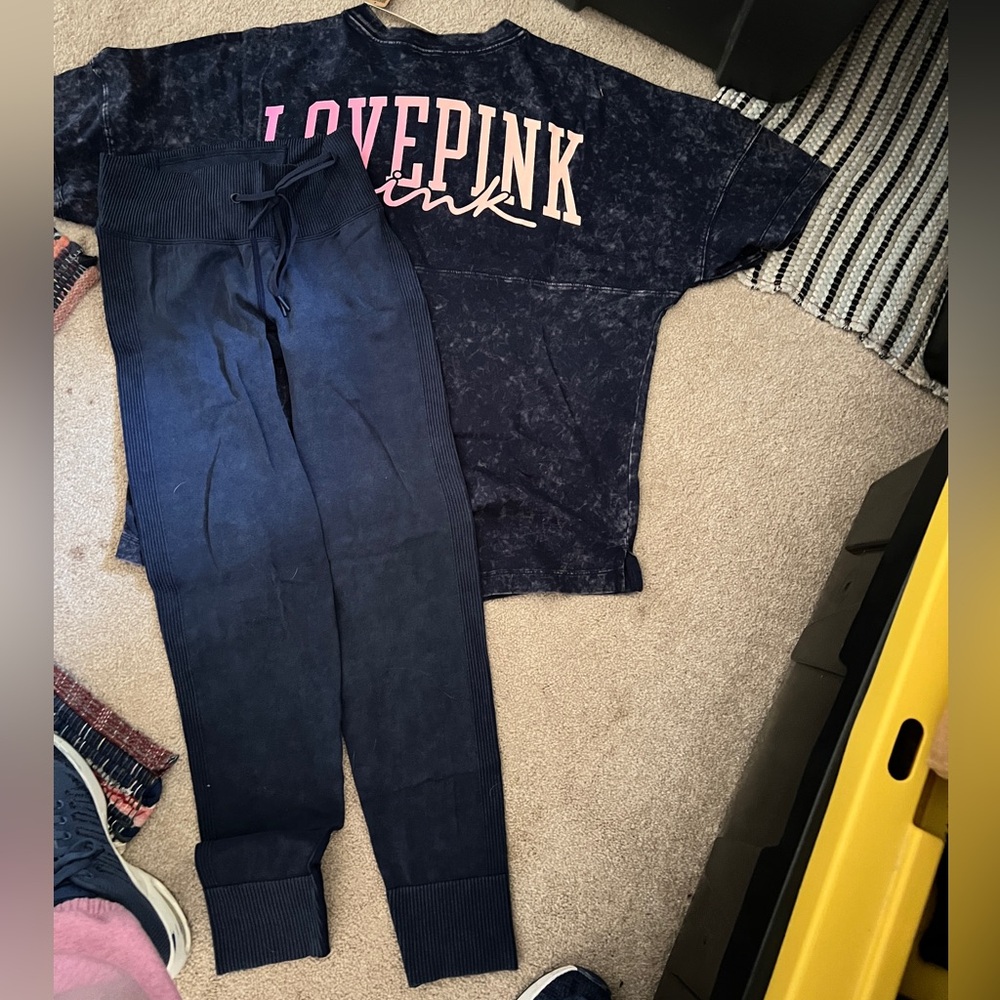 Vs pink short sleeve tee campus seamless joggers ensign 2020 collection sz SM
